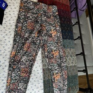 American Eagle Outfitters Floral Leggings - Multicolor